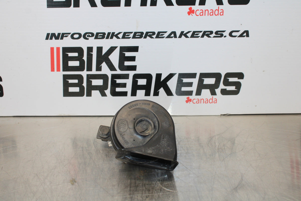 04-09 SUZUKI GS500F HORN SIGNAL BB165
