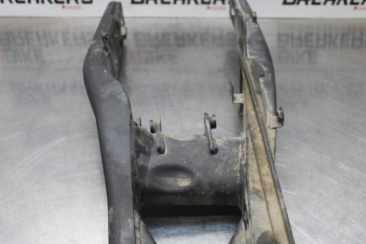 17-18 YAMAHA YZF R3 REAR SWINGARM BACK SUSPENSION SWING ARM BB788