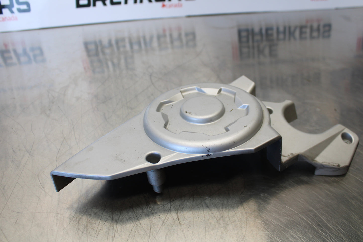 06-12 BMW F800ST ENGINE SPROCKET COVER BB144