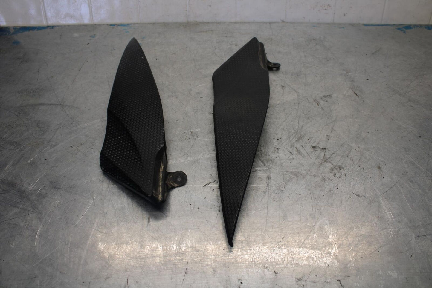 07-08 YAMAHA YZF R1 RIGHT LEFT GAS FUEL TANK PANELS COVERS TRIM SET COWLS  BB425