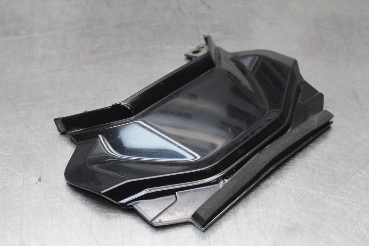 14-17 YAMAHA FZ07 CENTER REAR BACK TAIL FAIRING COVER TRIM COWL BB766