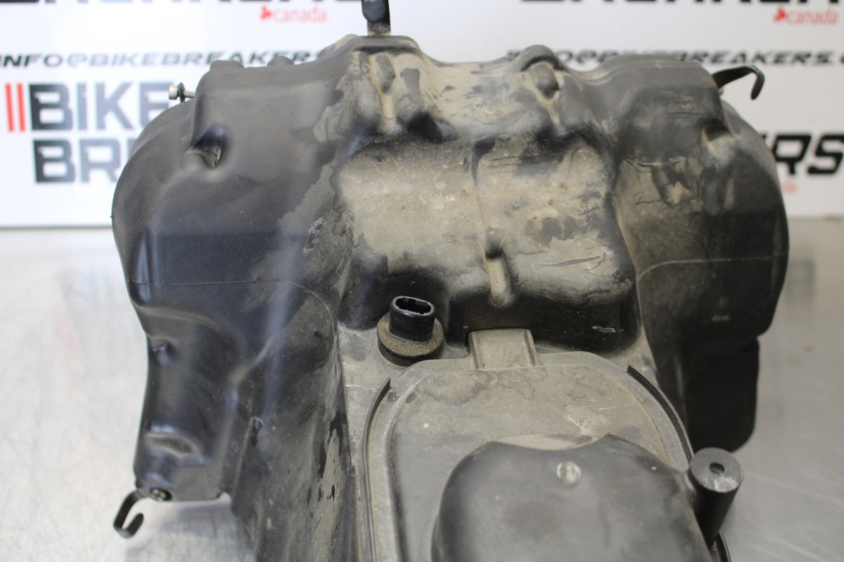07 KAWASAKI Z1000 AIRBOX AIR INTAKE FILTER BOX BB148