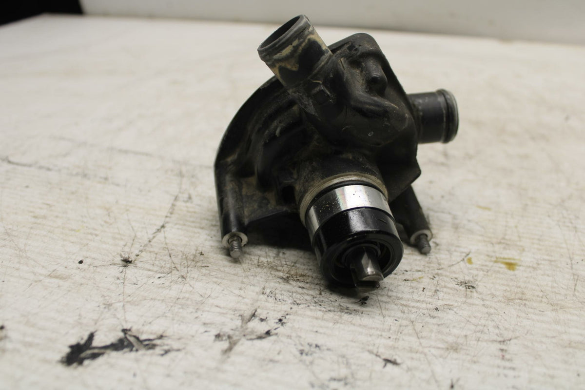 08-11 TRIUMPH SPEED TRIPLE ENGINE WATER COOLANT PUMP BB366 
