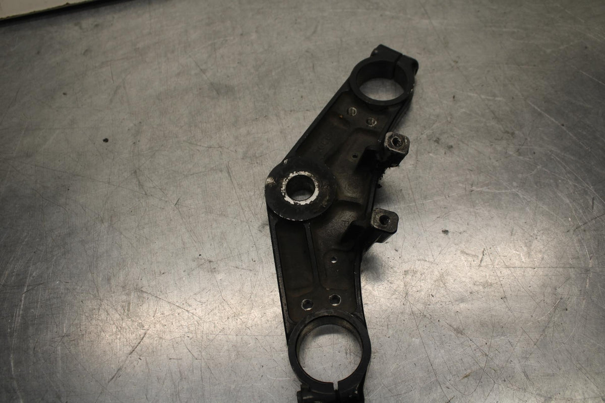 84-86 KAWASAKI GPZ900 FORKS UPPER TRIPLE TREE CLAMP BB84