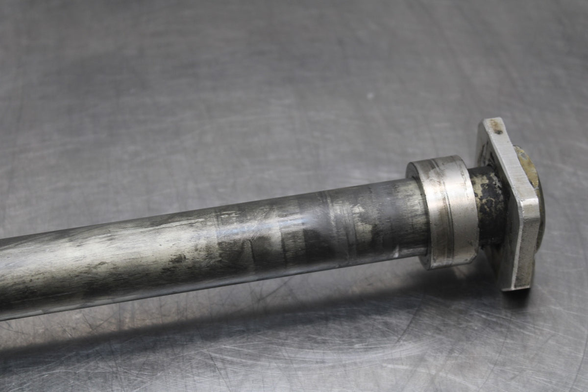 06-07 SUZUKI GSXR 600 REAR AXLE BACK WHEEL RIM PIVOT BOLT AXEL BB845