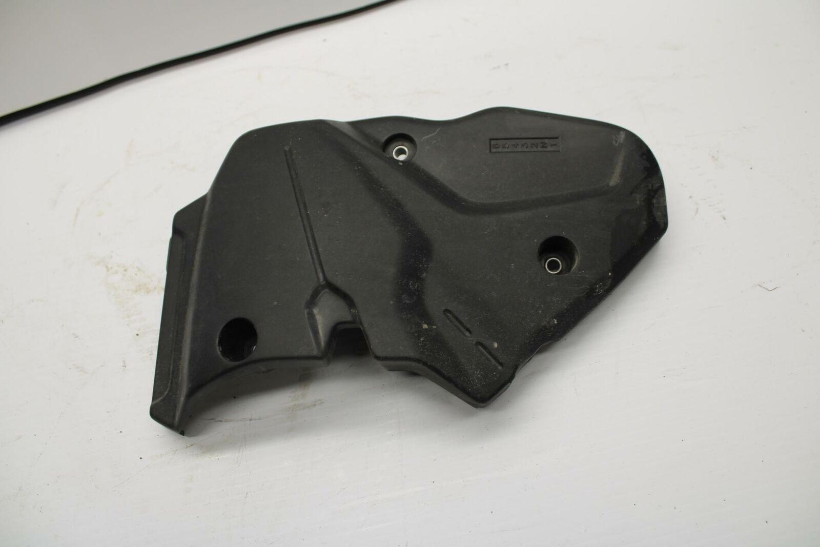 13-16 SUZUKI BANDIT 1250S ABS ENGINE SPROCKET COVER BB238