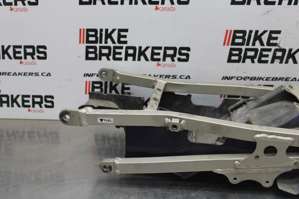 98 KAWASAKI NINJA ZX6 REAR SUBFRAME BACK SUB FRAME BB870