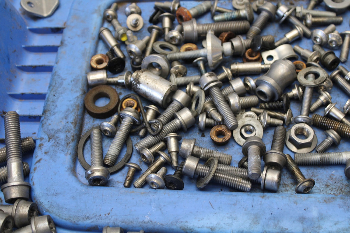 17-20 BMW S1000R MOUNTING BOLTS HARDWARE SCREWS BB909