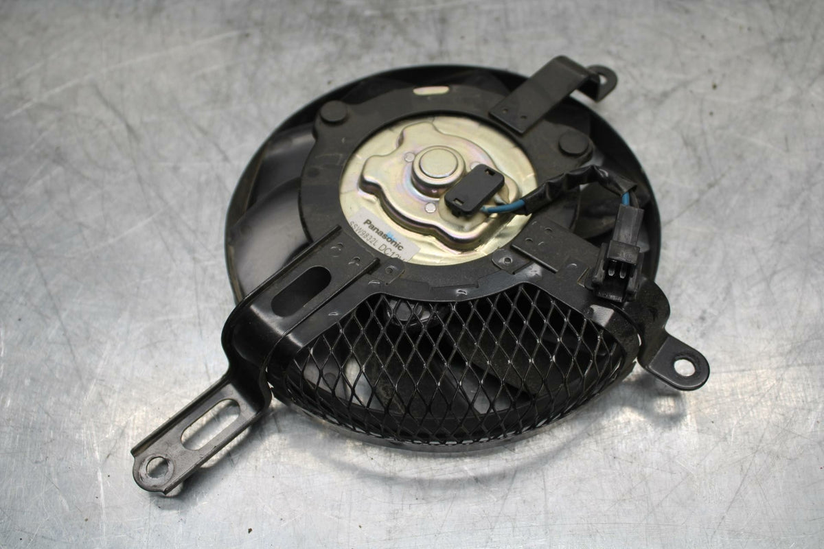 15-21 SUZUKI GSXR600 ENGINE RADIATOR COOLING FAN BB418