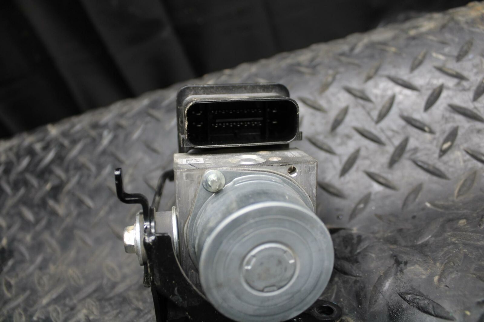 12-17 KAWASAKI NINJA 650 ABS PUMP UNIT MODULE BB211