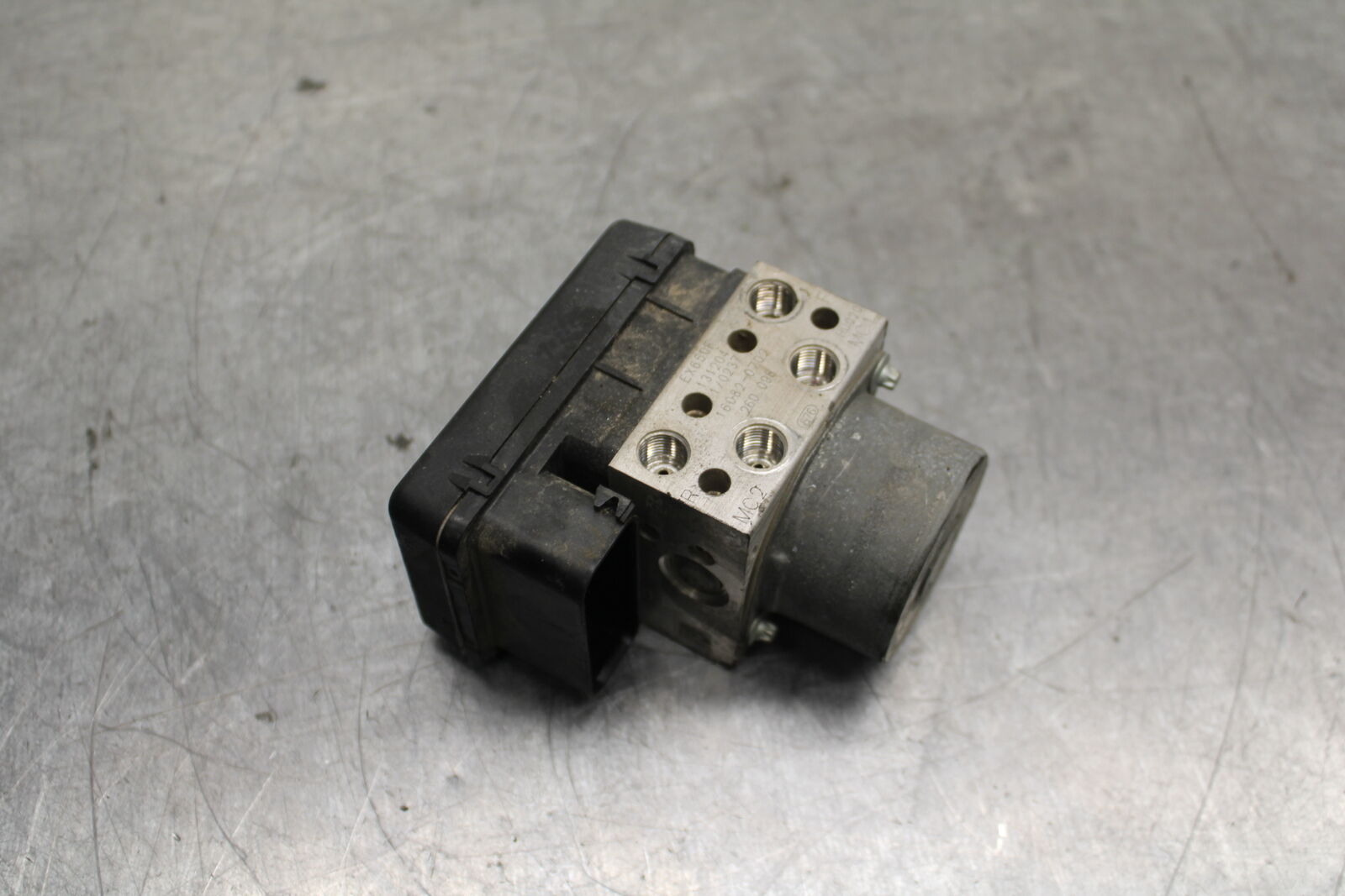 14-15 KAWASAKI NINJA 650 EX650F ABS ABS PUMP UNIT MODULE BB741