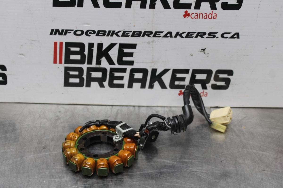 18 YAMAHA YZF R1  STATOR GENERATOR ALTERNATOR MAGNETO BB838
