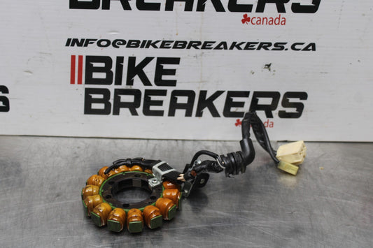 18 YAMAHA YZF R1  STATOR GENERATOR ALTERNATOR MAGNETO BB838