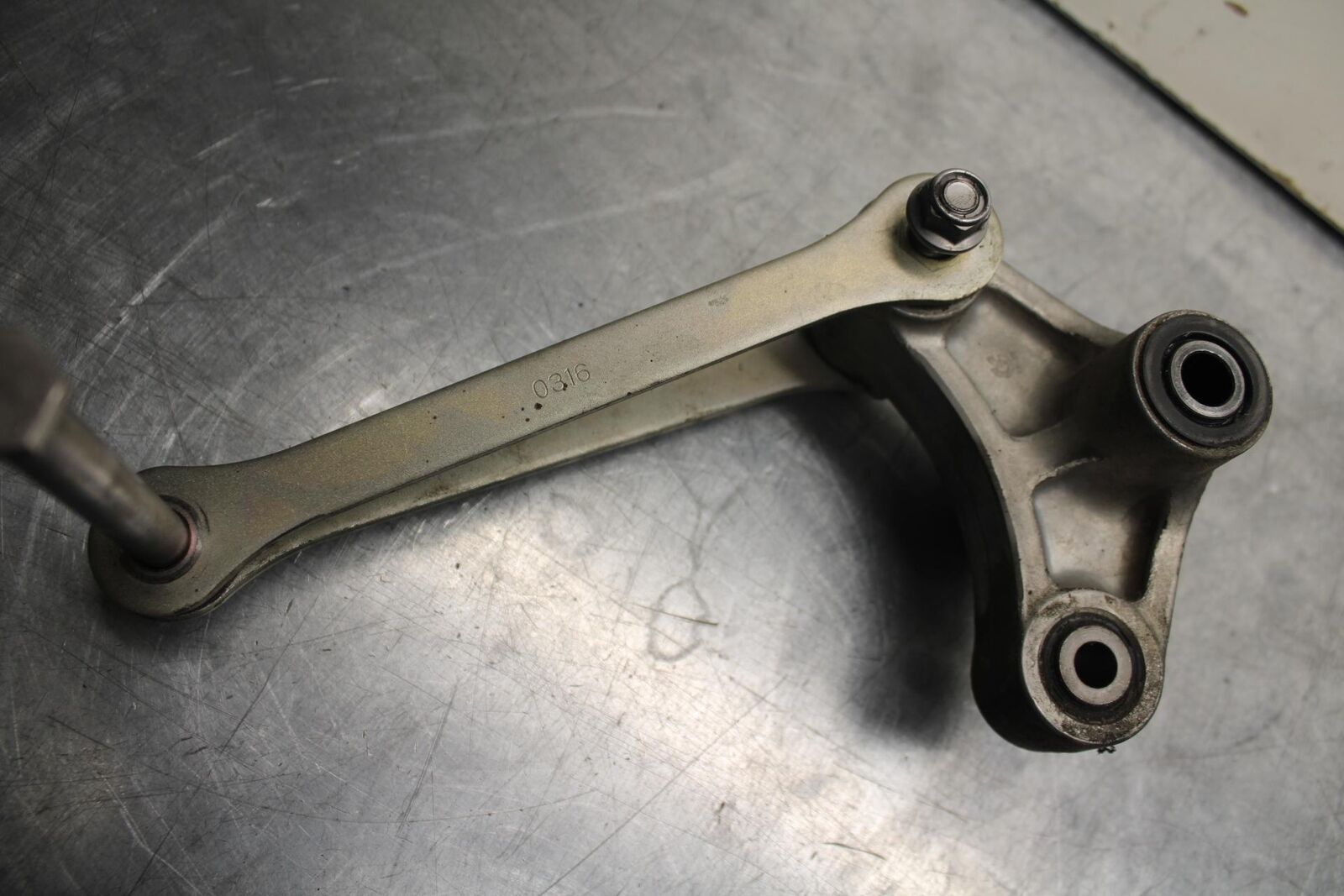 23 KAWASAKI NINJA ZX6R 636 REAR DOGBONE SHOCK LINKAGE LINK BB609