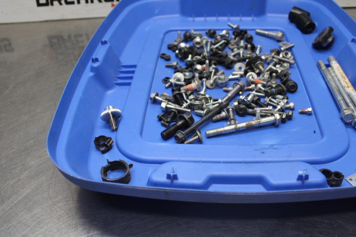22-25 YAMAHA YZF R7 MOUNTING BOLTS HARDWARE SCREWS BB940