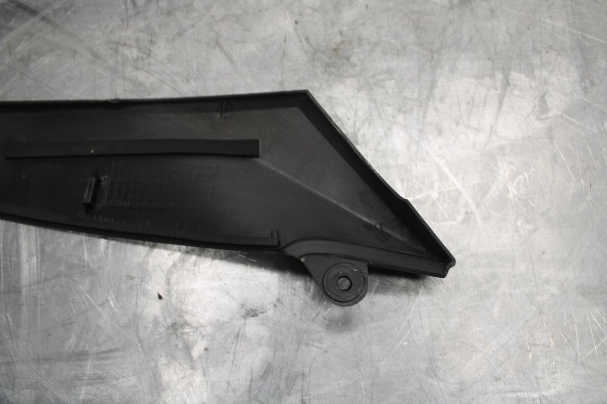 04-06 YAMAHA YZF R1 RIGHT LEFT GAS FUEL TANK PANELS COVERS TRIM SET COWLS  BB491