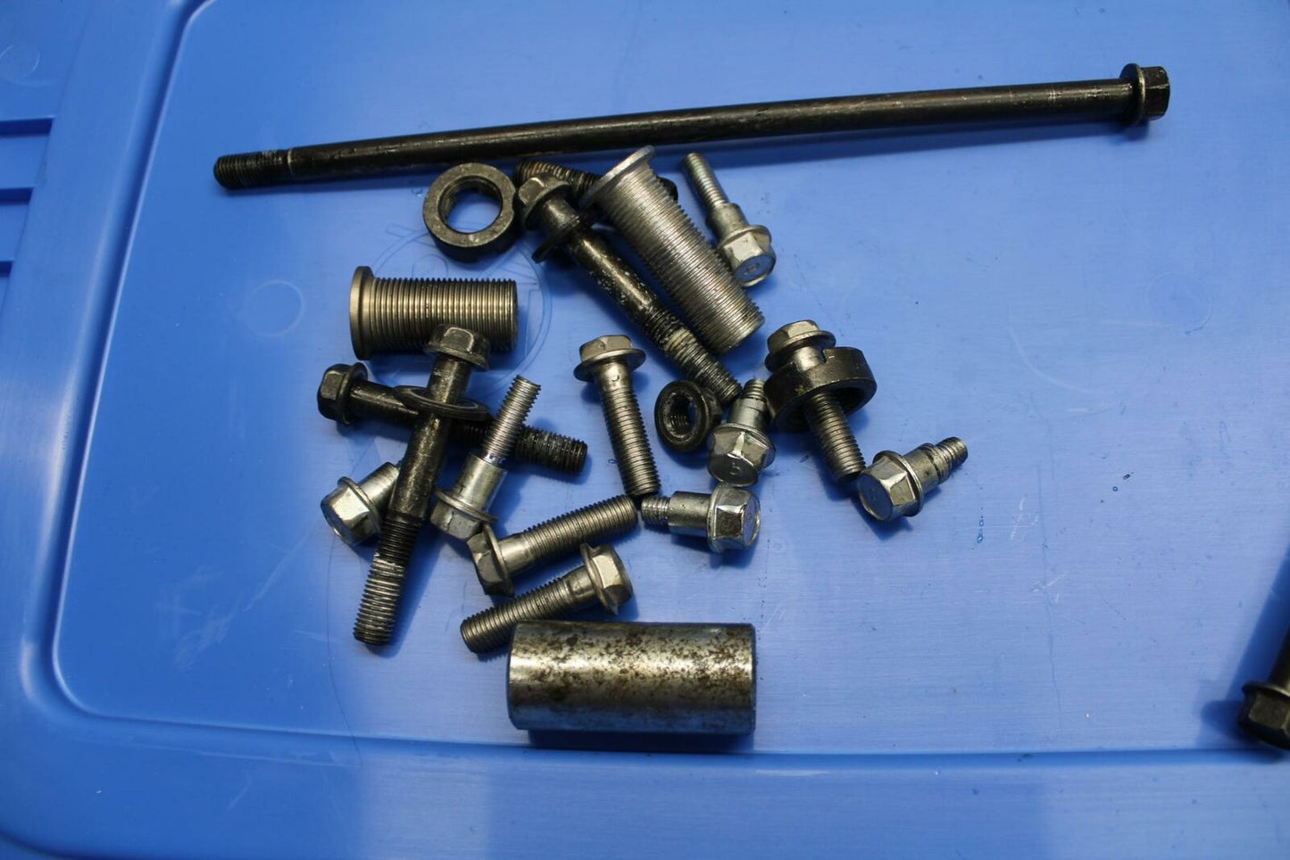 11-12 KAWASAKI Z1000 ENGINE MOUNTING BOLTS HARDWARE MOTOR SCREWS BB249