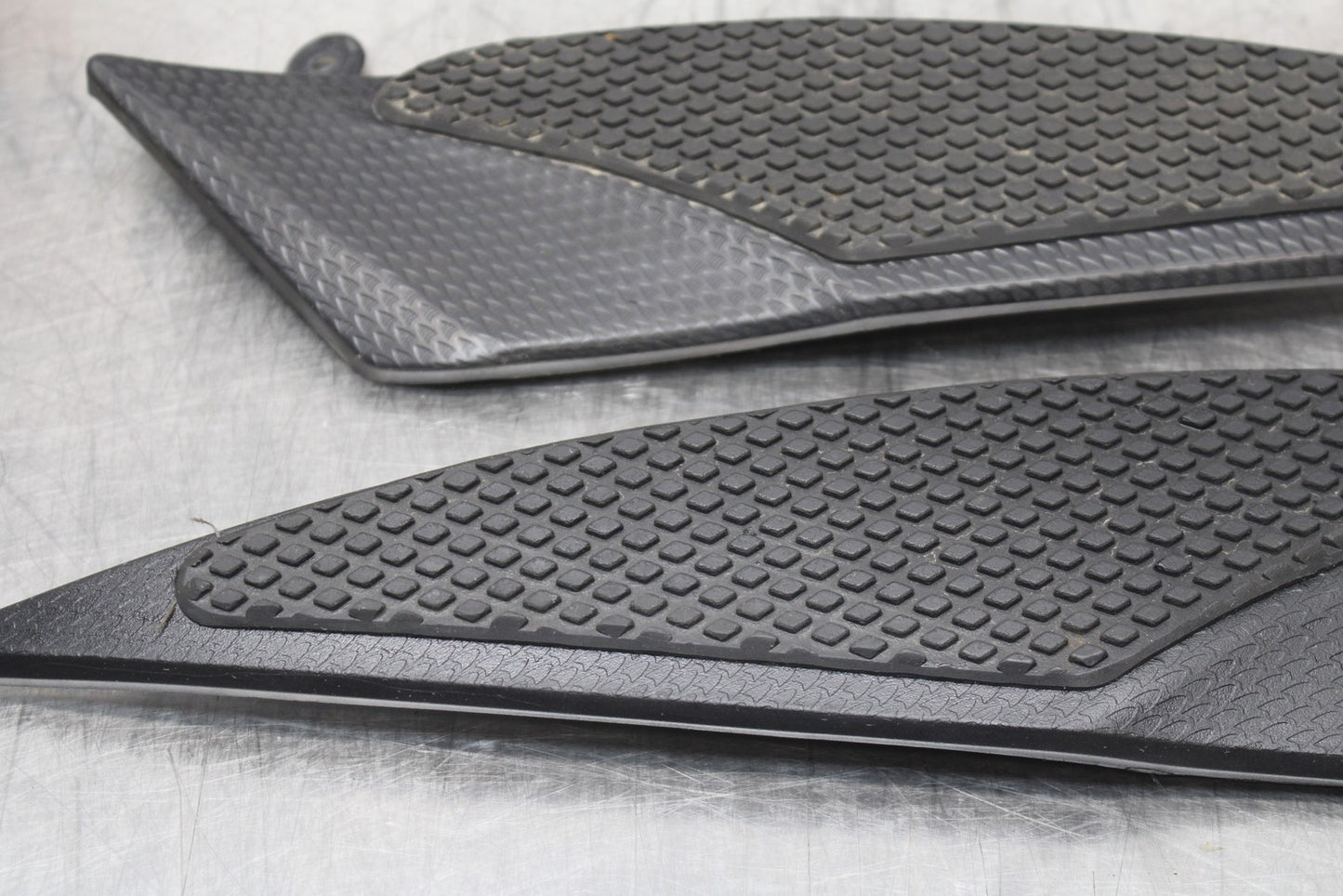 07-08 YAMAHA YZF R1 RIGHT LEFT GAS FUEL TANK PANELS COVERS TRIM SET COWLS  BB771