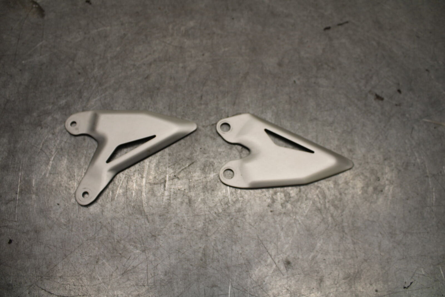 18-23 KAWASAKI NINJA 400 REARSET REAR SET HEEL GUARD COVER BB660 