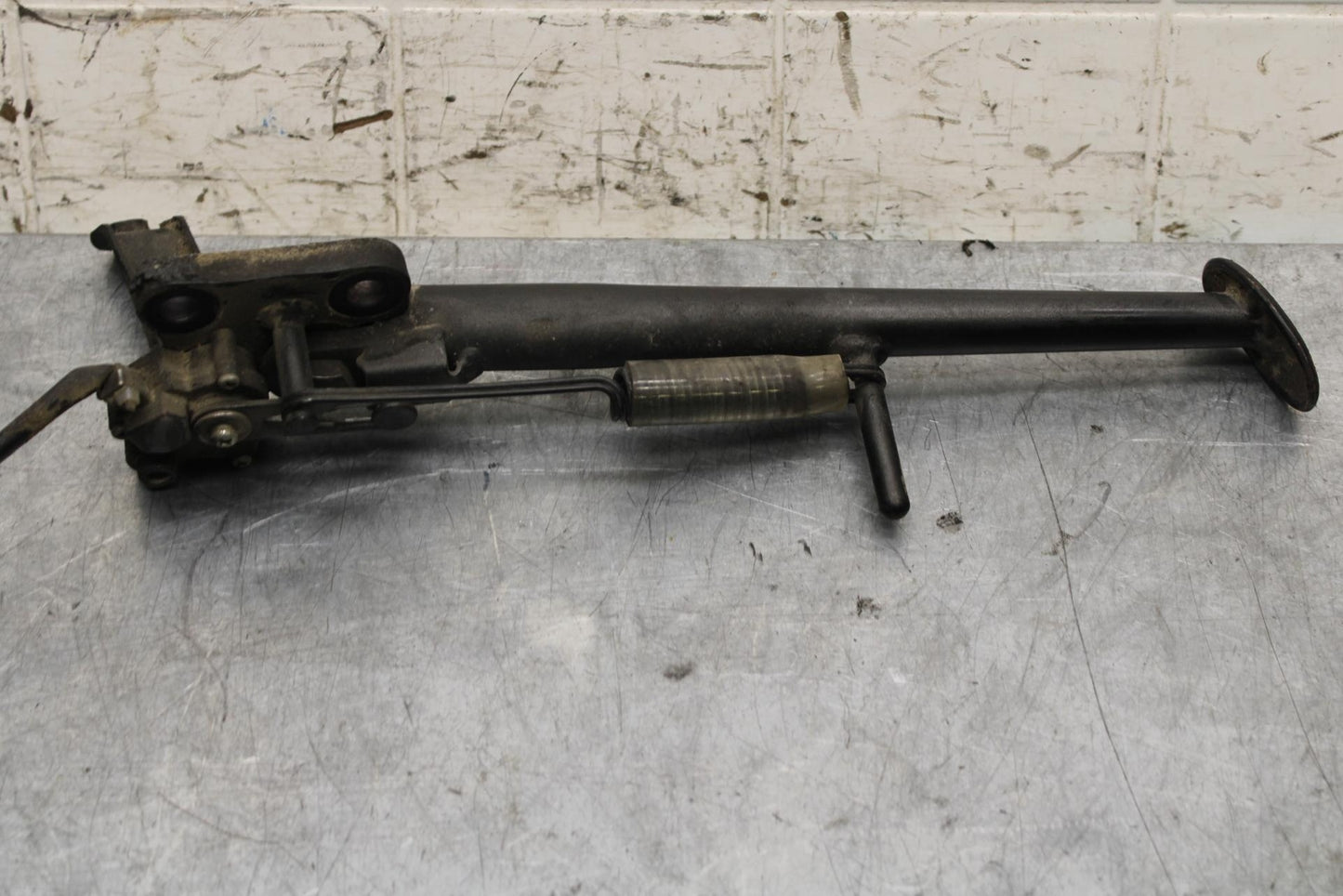 2011 Kawasaki Ninja ZX10R ZX1000K ABS KICKSTAND SIDE  32043-0090-18R BB555