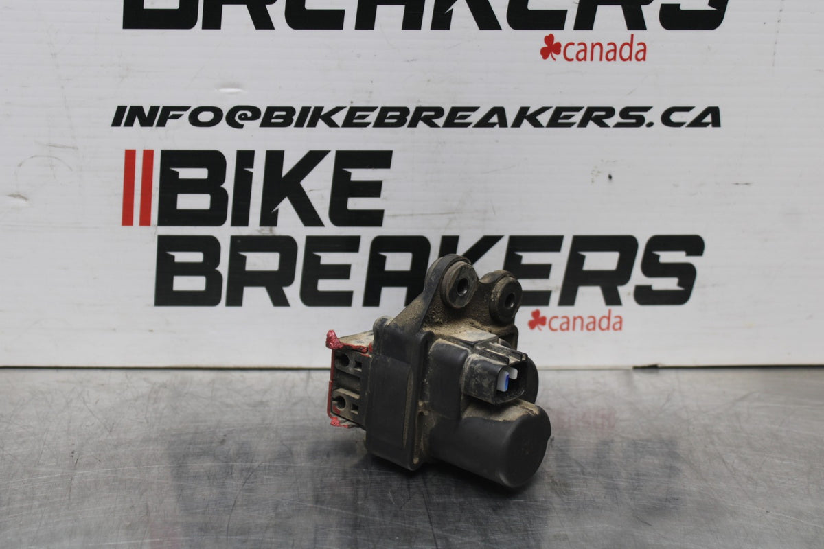 07 YAMAHA YZF R1 EXHAUST VALVE SERVO MOTOR BB826