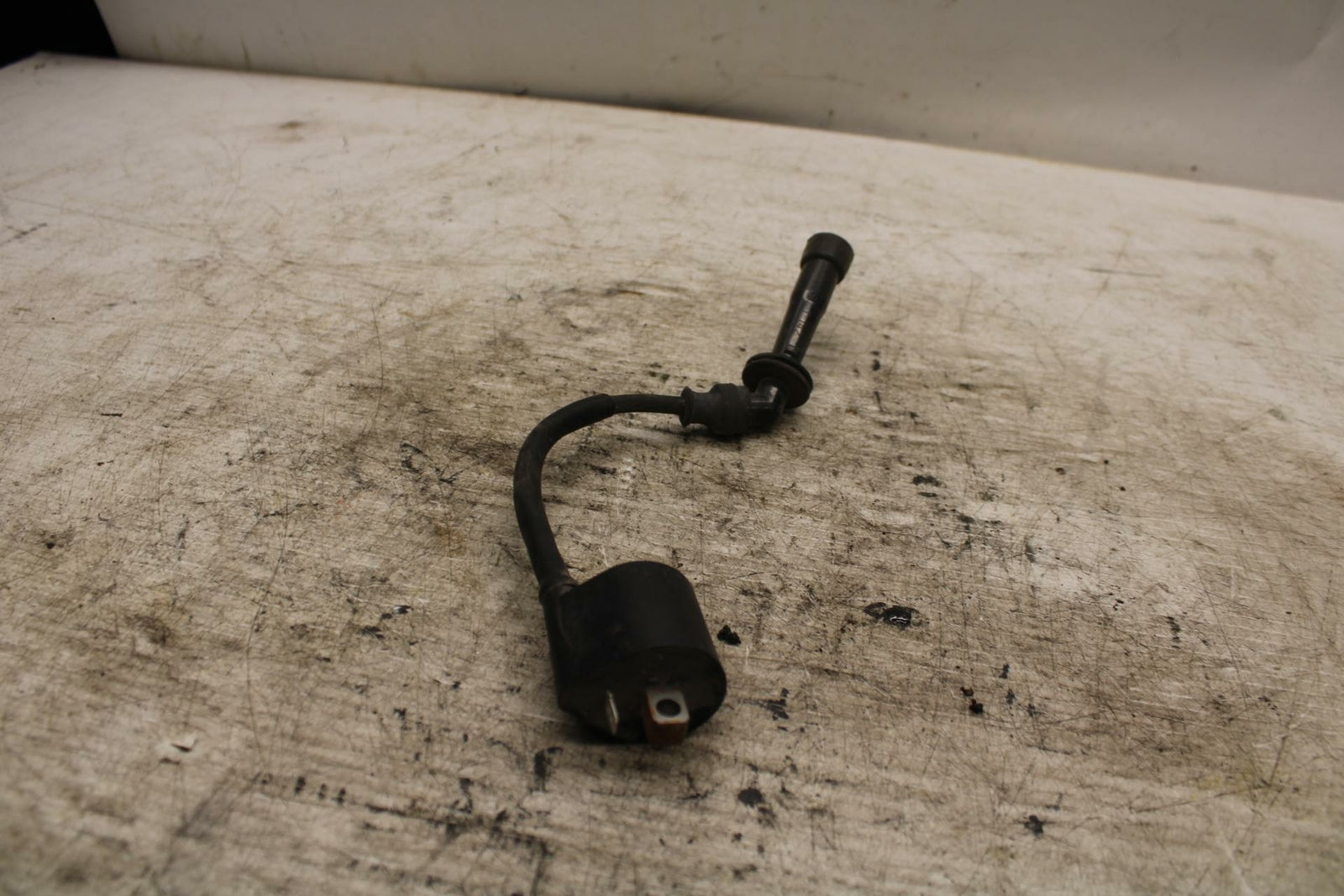 05-21 SUZUKI DRZ400SM IGNITION COIL SPARK PLUG CAP BB376 