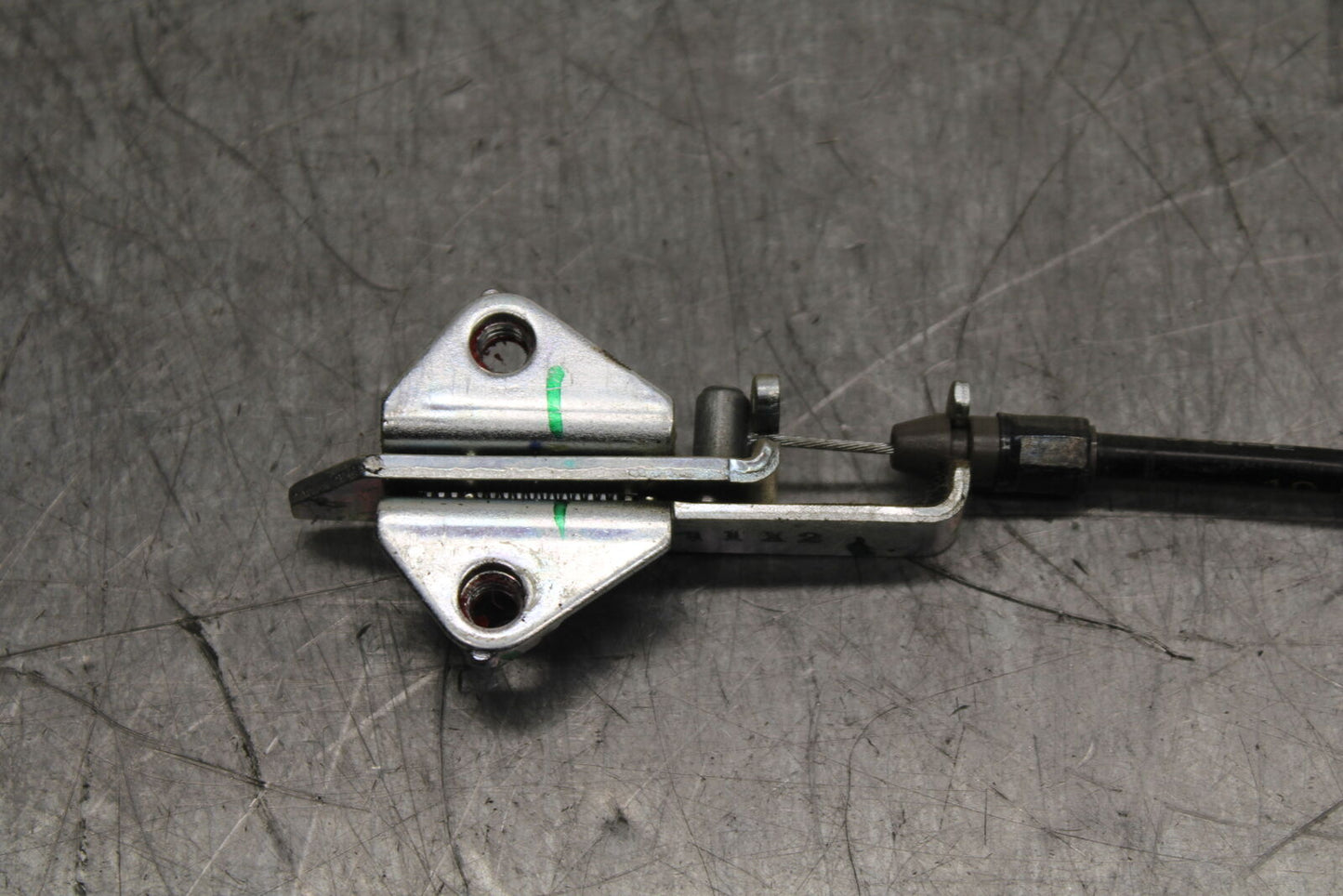 18-23 KAWASAKI NINJA 400 EX400 ABS REAR PASSENGER SEAT LATCH LOCK ASSEMBLY BB747