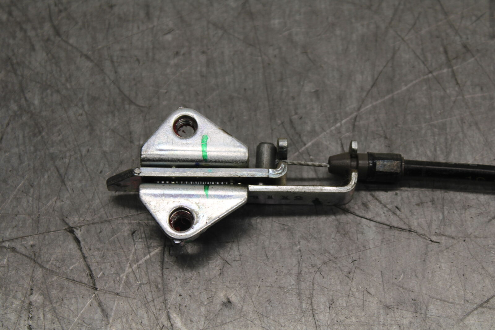 18-23 KAWASAKI NINJA 400 EX400 ABS REAR PASSENGER SEAT LATCH LOCK ASSEMBLY BB747