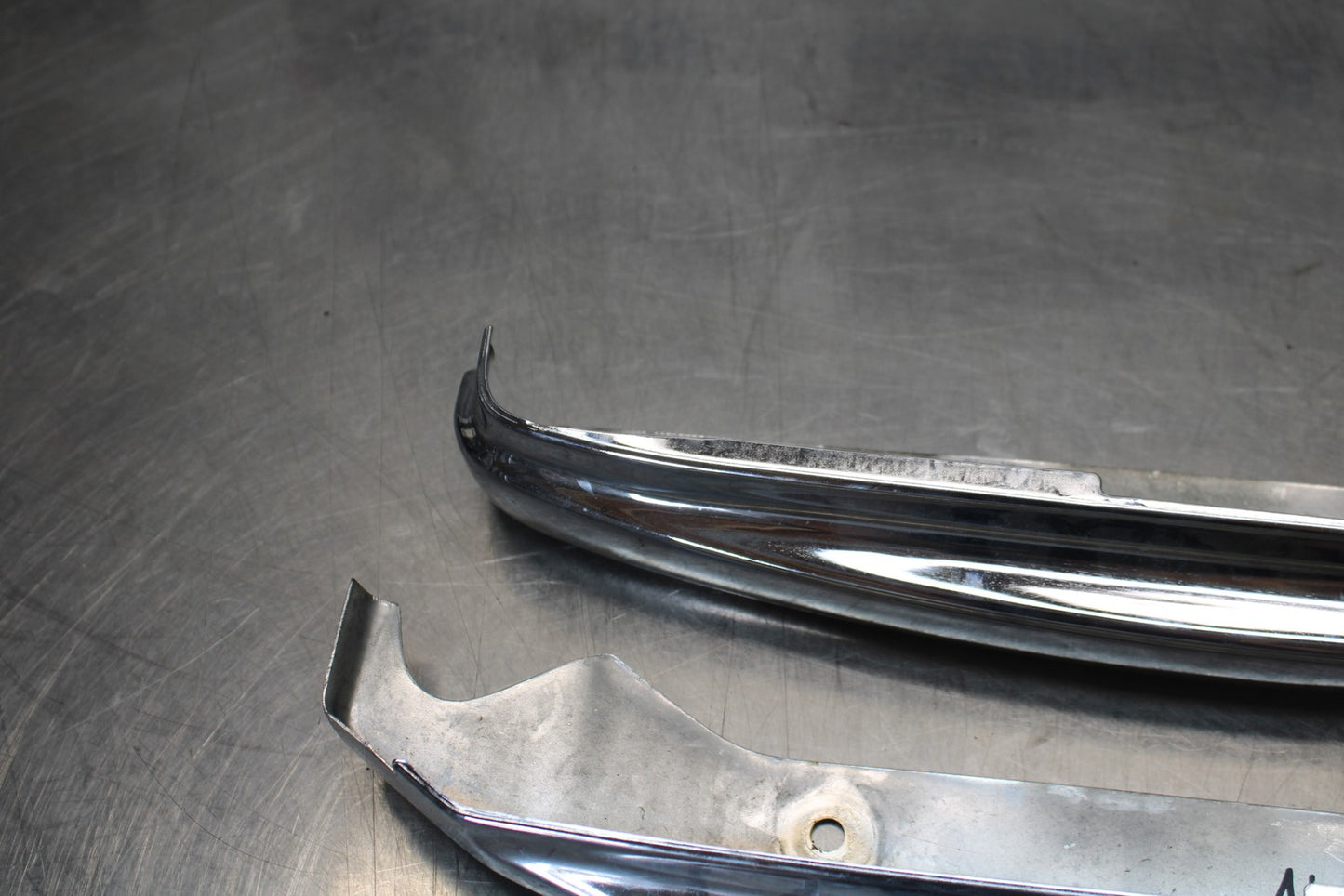 03-08 KAWASAKI VULCAN 1600 REAR CHROME STRUT COVER GUARD SET PAIR  BB196