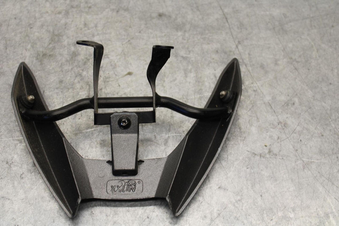 2015 Yamaha FZ09 OEM PASSENGER REAR SEAT GRAB BAR HANDLE SET BB54
