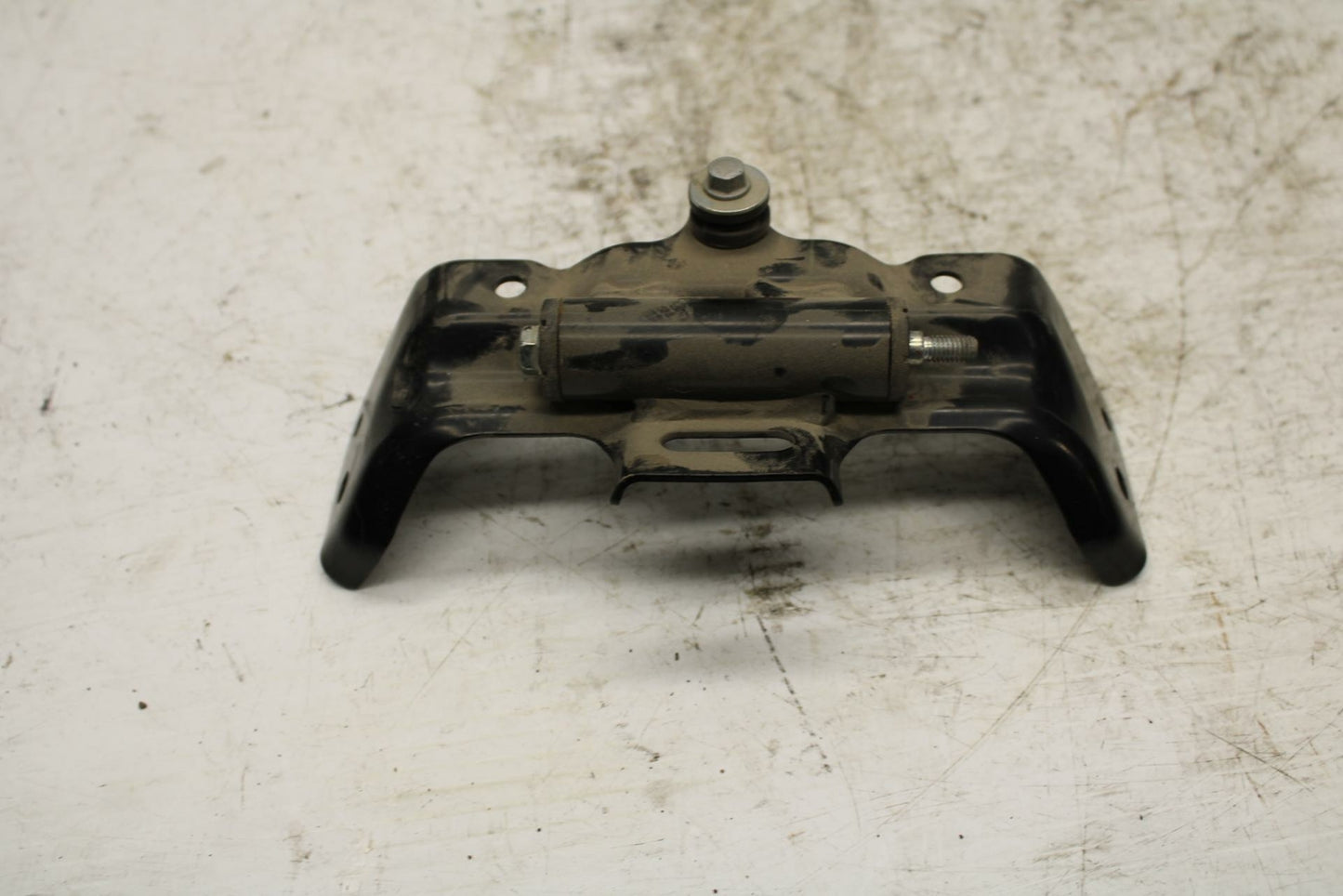 16-18 HONDA CBR500R GAS TANK FUEL CELL PETROL RESERVOIR BRACKET MOUNT BB345