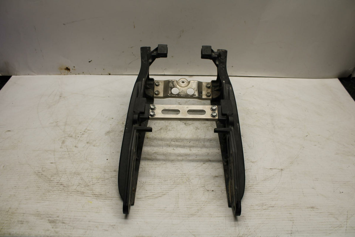 06-07 SUZUKI GSXR600 REAR SUBFRAME BACK SUB FRAME BB289