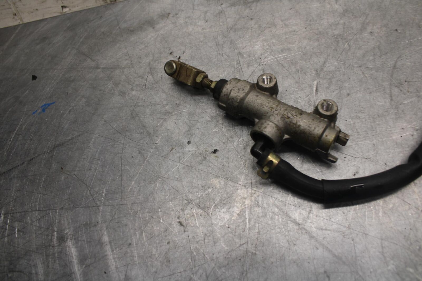 2005 Kawasaki Ninja 500R EX500D REAR BACK BRAKE MASTER CYLINDER W RESERVOIR BB36