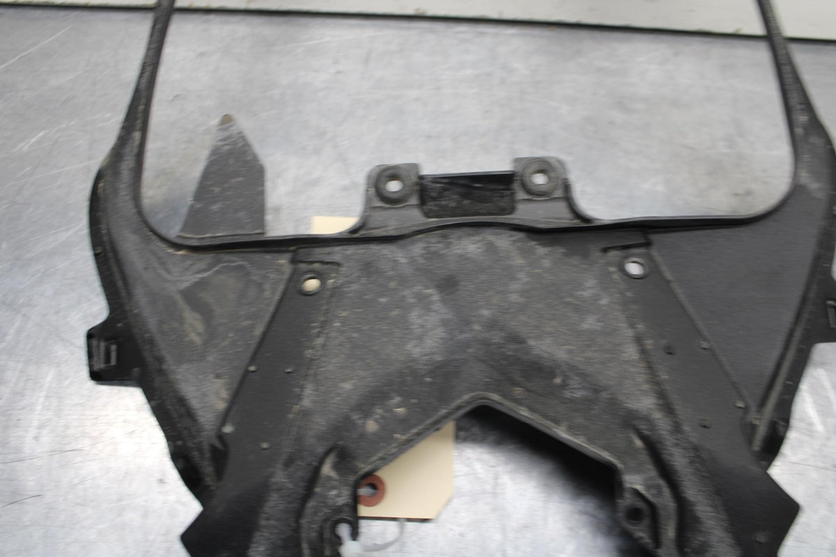 23 KAWASAKI NINJA ZX6R 636 CENTER REAR BACK TAIL FAIRING COVER TRIM COWL BB609