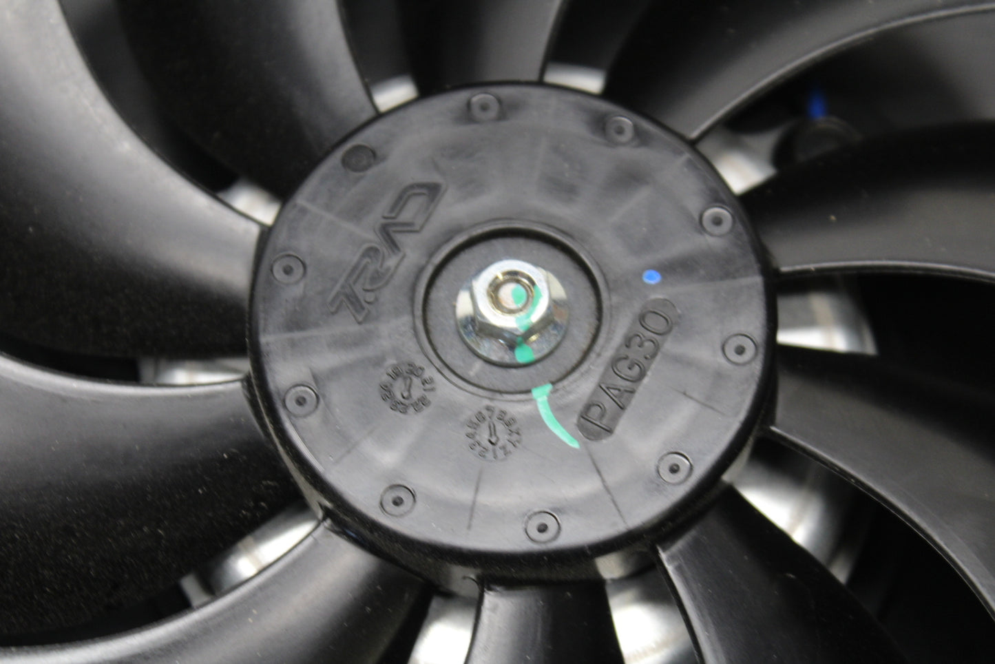 18-23 KAWASAKI NINJA 400 ENGINE RADIATOR COOLING FAN BB660