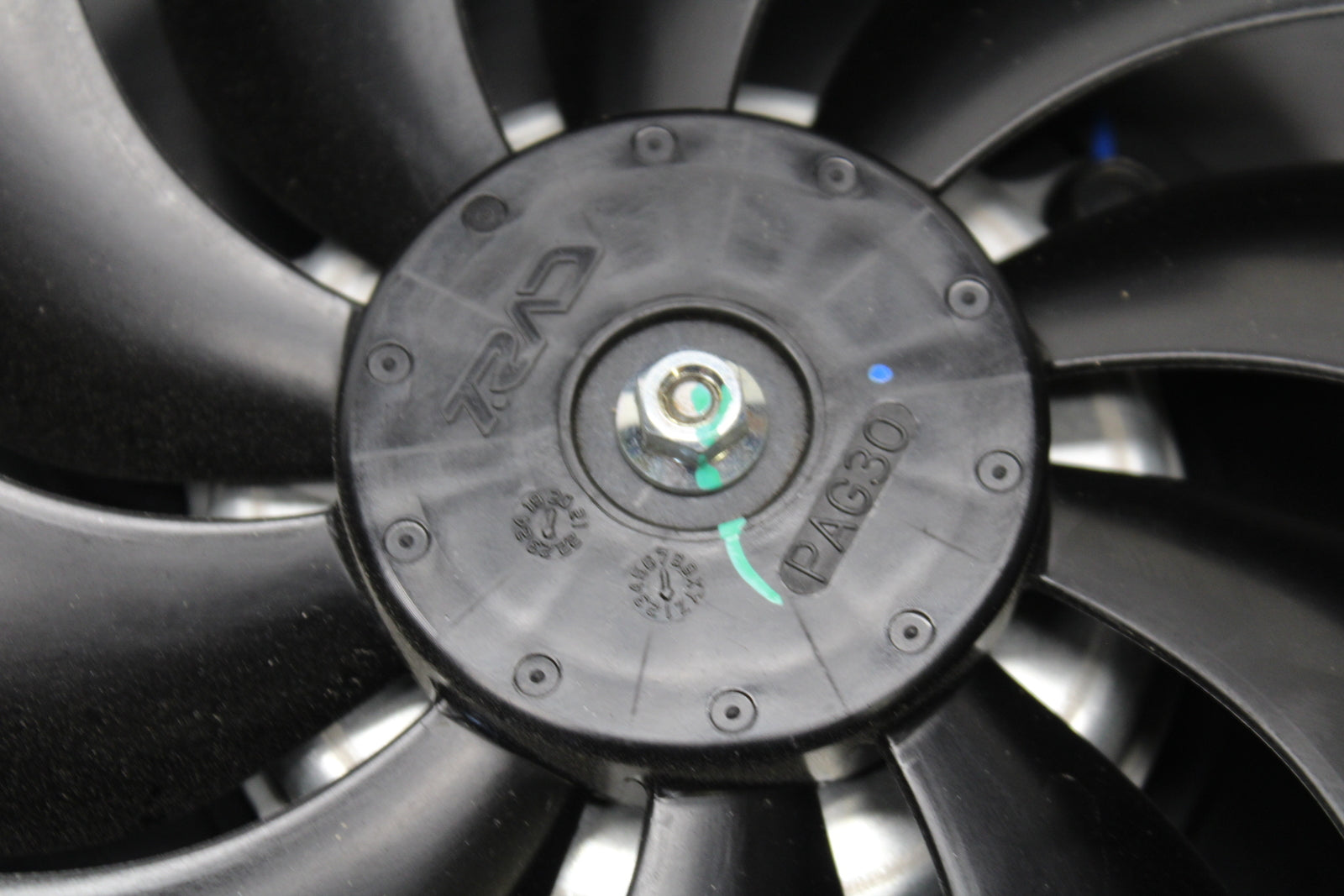 18-23 KAWASAKI NINJA 400 ENGINE RADIATOR COOLING FAN BB660