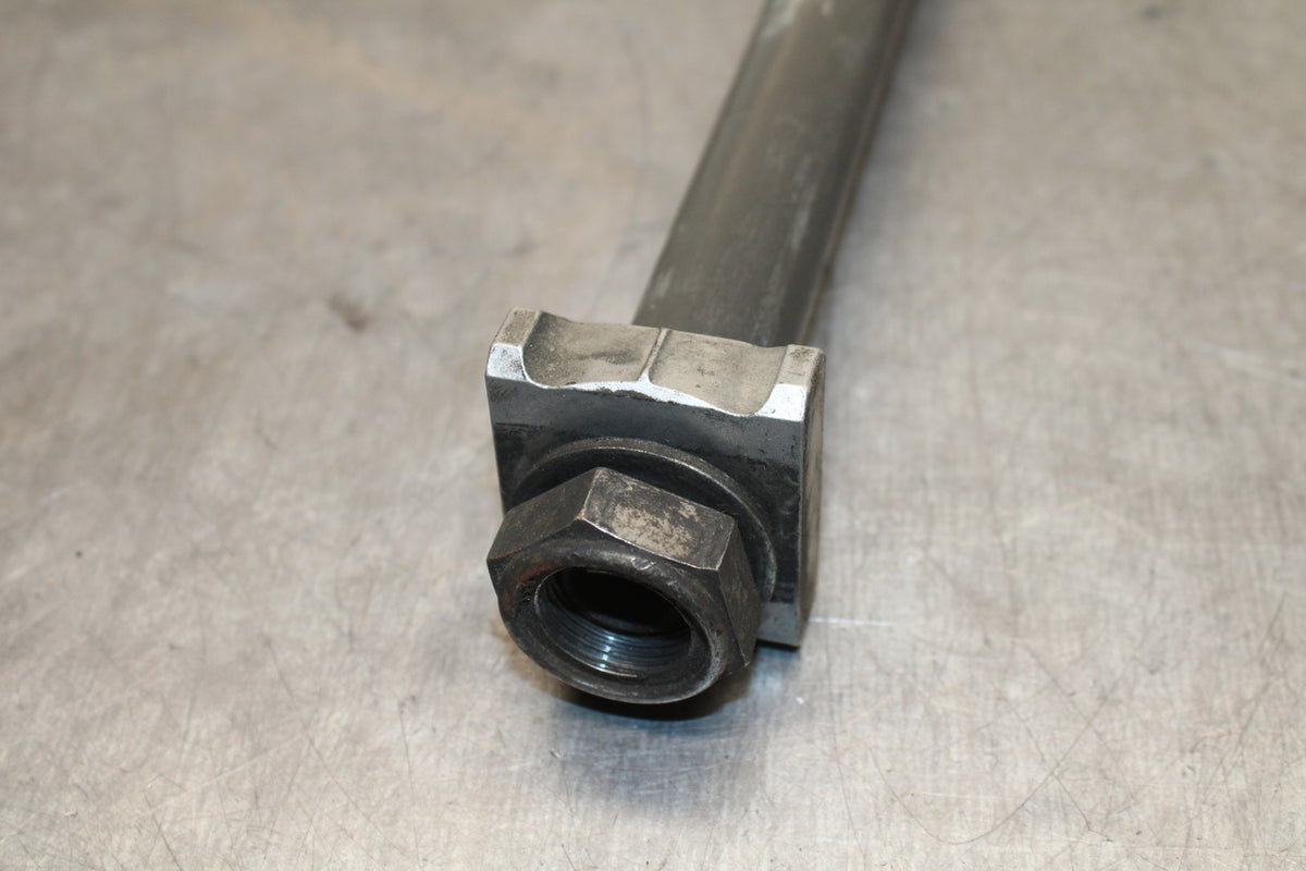 06-07 HONDA CBR1000RR REAR AXLE BACK WHEEL RIM PIVOT BOLT AXEL BB756