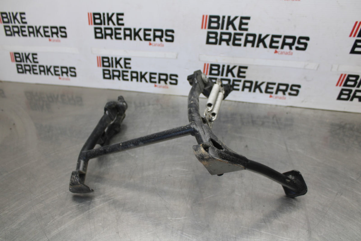 20-23 BMW F900R CENTER MAIN STAND BB923