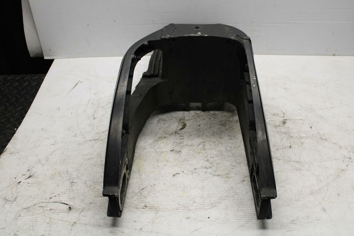 06-07 SUZUKI GSXR750 REAR SWINGARM SUSPENSION SWING ARM 61000-01H00-YAP BB179 B