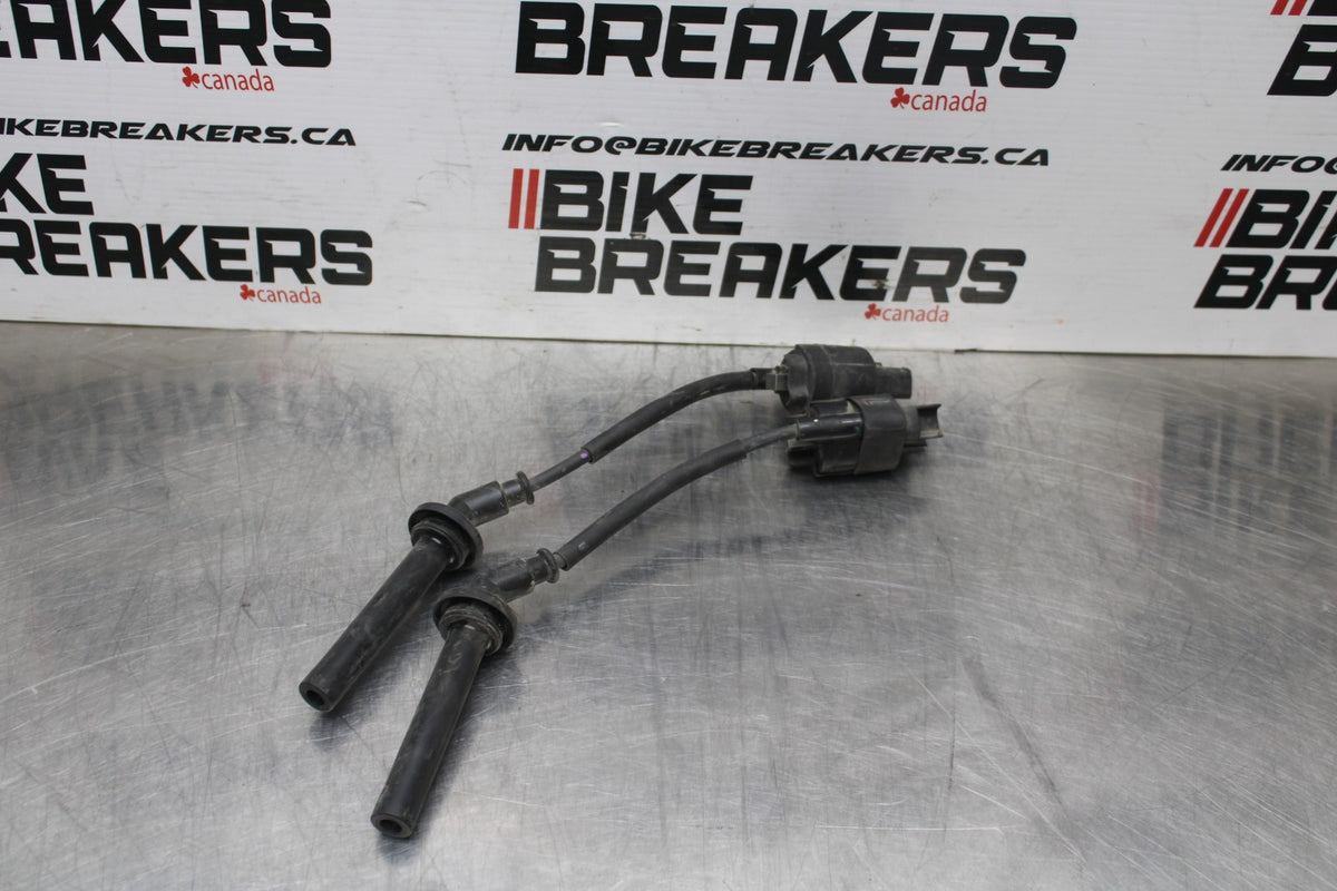 17-18 YAMAHA YZF R3 IGNITION COILS COIL SPARK PLUG CAPS BB788