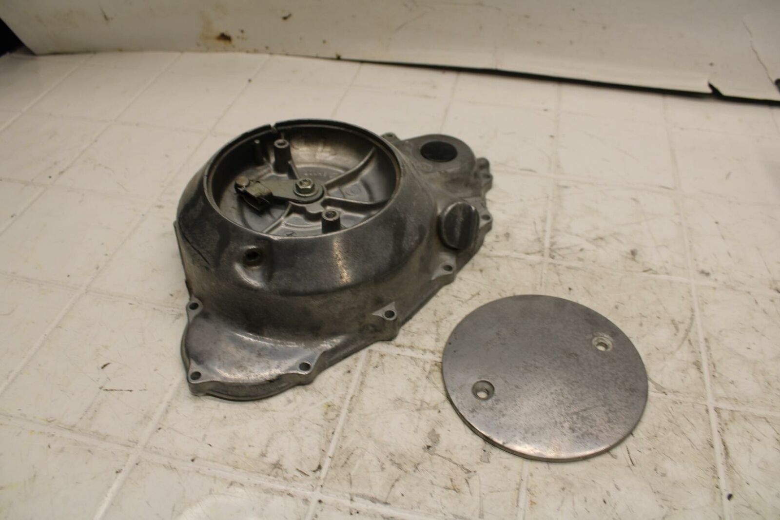 79-81 YAMAHA XS1100S CLUTCH SIDE ENGINE MOTOR COVER BB401