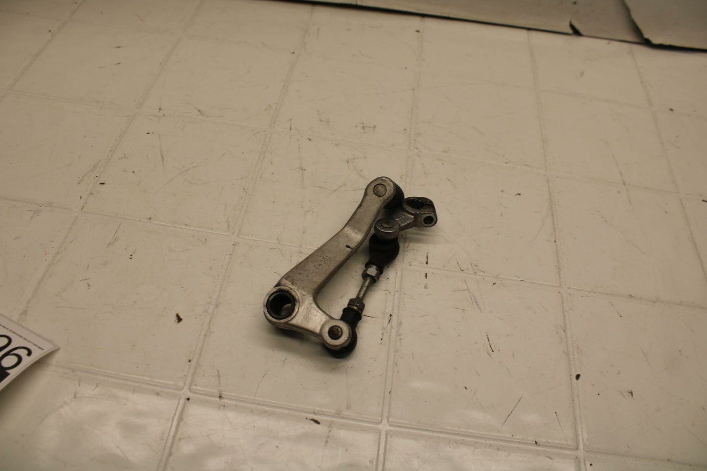 04-05 SUZUKI KATANA 600 SHIFTER LINKAGE SHIFT LINK PEDAL BB09