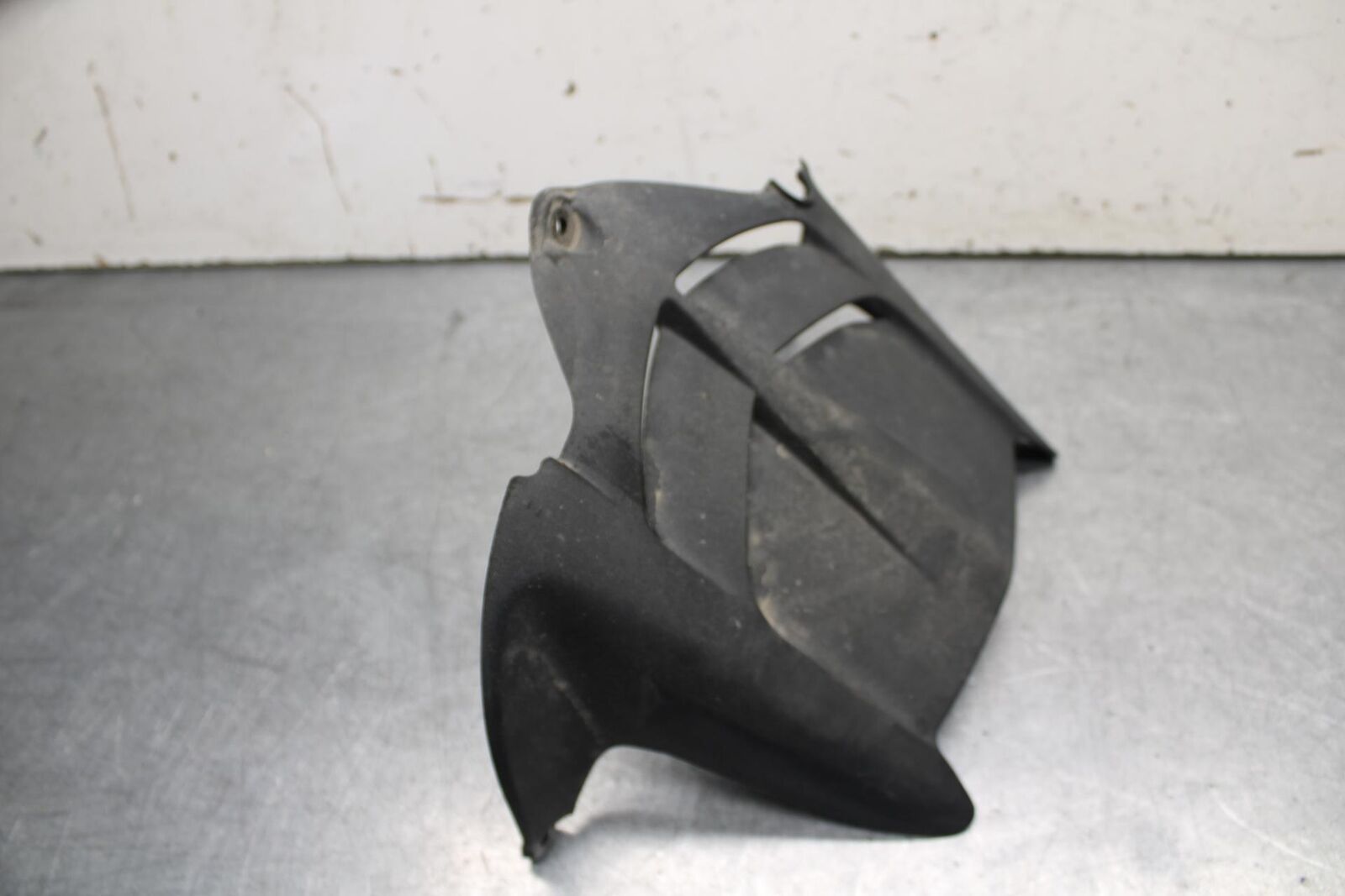 09-12 KAWASAKI NINJA ZX6R REAR BACK WHEEL TIRE HUGGER FENDER 35023-0171 BB640