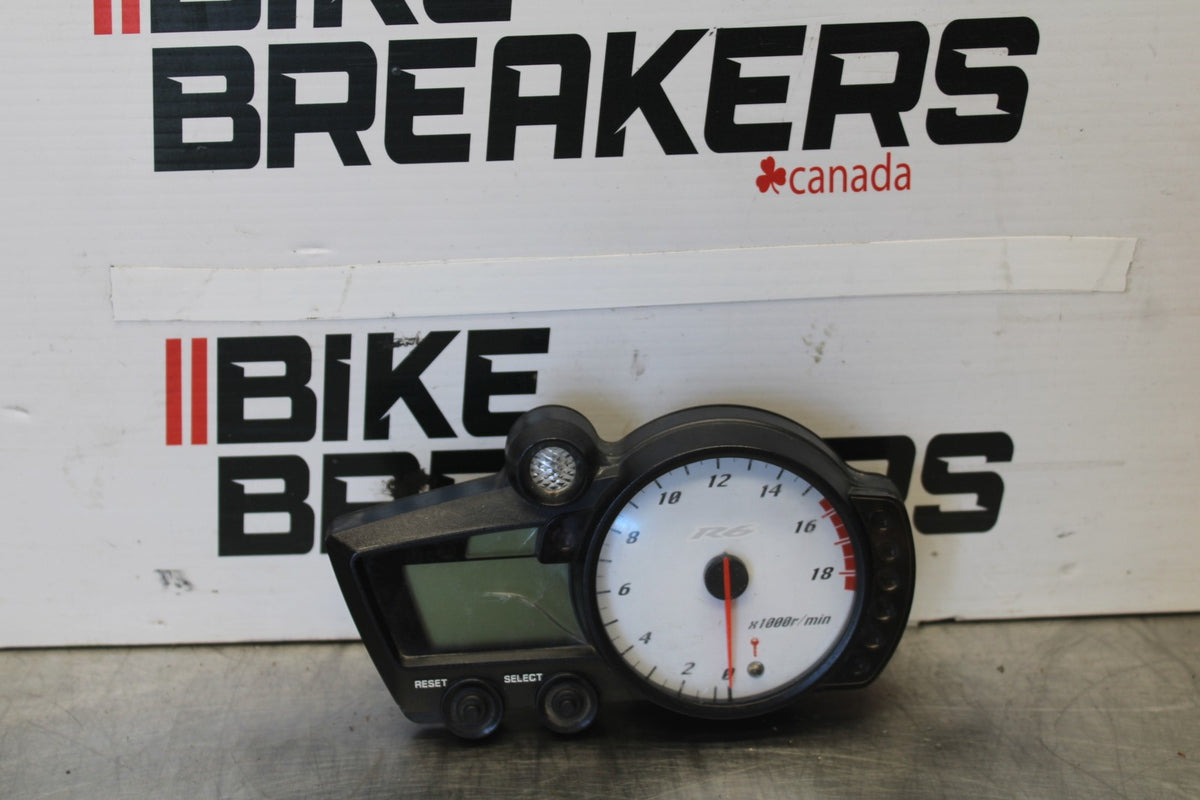 05 YAMAHA YZF R6 SPEEDO GAUGES DISPLAY CLUSTER SPEEDOMETER TACHOMETER BB894