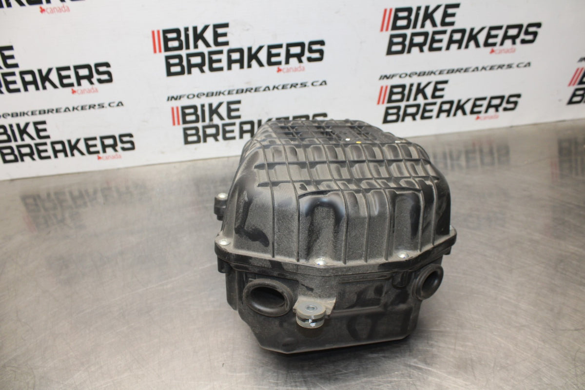 24 KAWASAKI NINJA 500 ABS AIRBOX AIR INTAKE FILTER BOX BB818