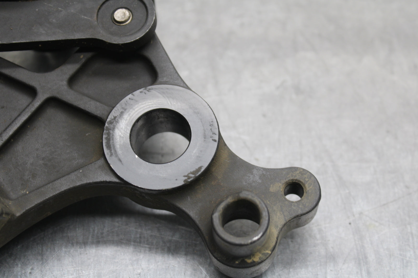 12-17 KAWASAKI NINJA 650 REAR BACK BRAKE CALIPER W MOUNT BRACKET BB129