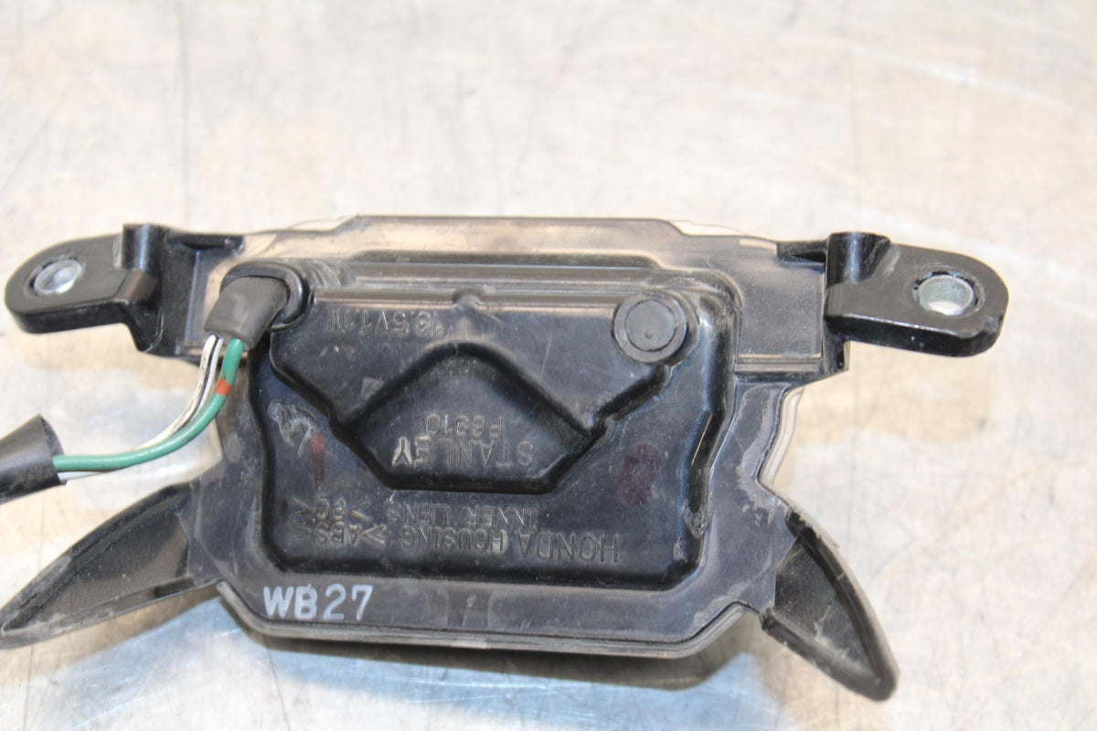 2007 Honda CBR600RR RUNNING PILOT FRONT LIGHT  33180-MFJ-D02 BB596