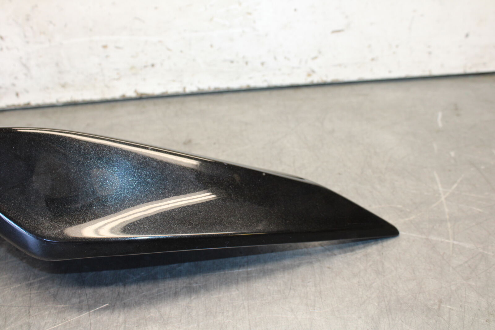 19-22 KAWASAKI Z400 RIGHT REAR BACK TAIL FAIRING COWL SHROUD BB708