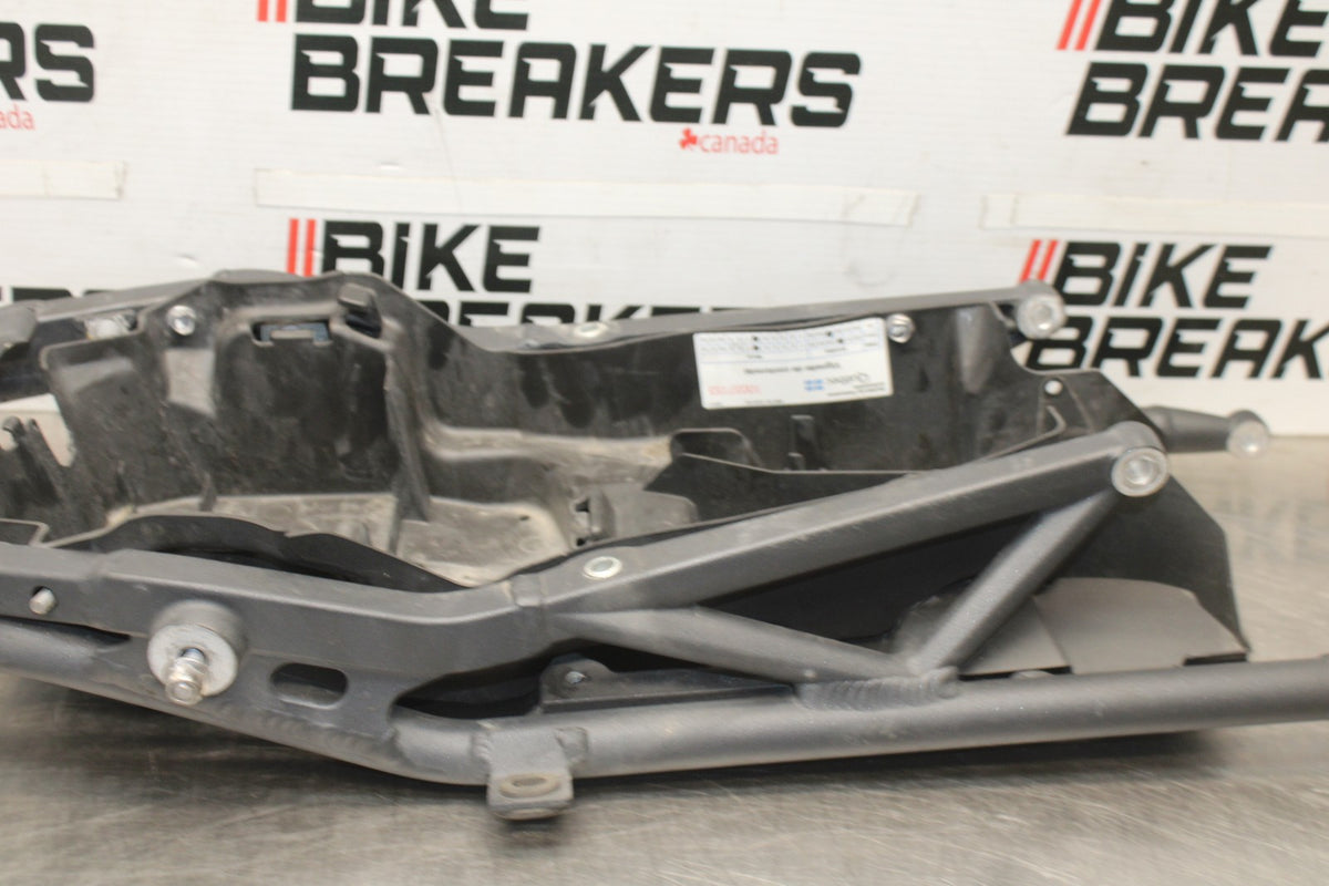 12 TRIUMPH STREET TRIPLE R REAR SUBFRAME BACK SUB FRAME BB914