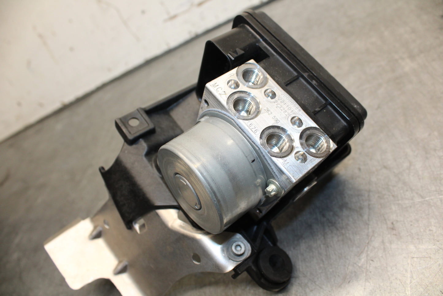 21-24 APRILIA RSV4 ABS PUMP UNIT MODULE BB668